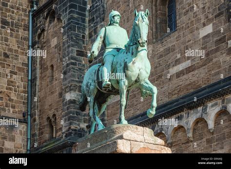 Estatua De Bismarck Fotograf As E Im Genes De Alta Resoluci N Alamy