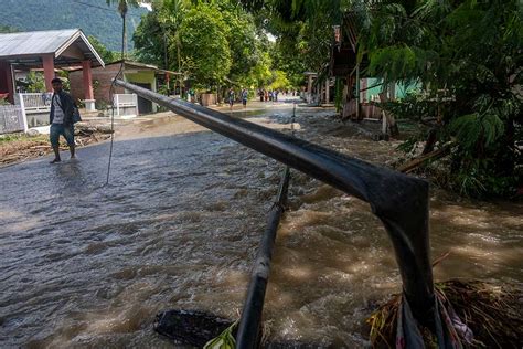 Ratusan Rumah Terendam Banjir Luapan Sungai Di Sigi Sulawesi Tengah