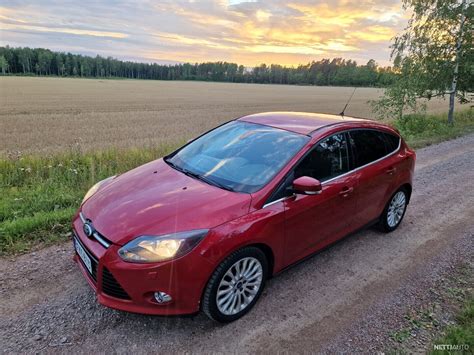 Ford Focus 1 6 EcoBoost 150 Hv Start Stop M6 5 Ovinen Titanium