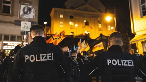 Demo In Gera F Hrt Erneut Zu Gro Einsatz Der Polizei