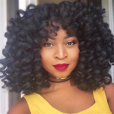 33 Beautiful Crochet Hairstyles Youll Want To Copy This Fall Curly