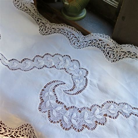 French Table Runner Linen Cotton Metis With Cluny Bobbin Lace Etsy