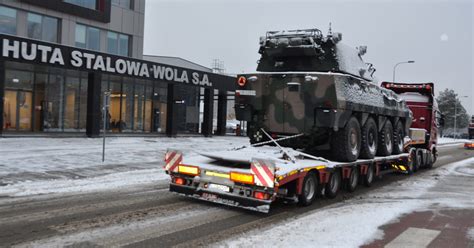 III Kompanijny Moduł Ogniowy RAK wyruszył w Polskę Huta Stalowa Wola S A