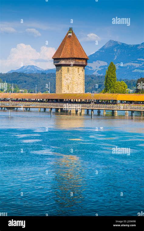 Centro storico della città di Lucerna con il famoso Ponte della