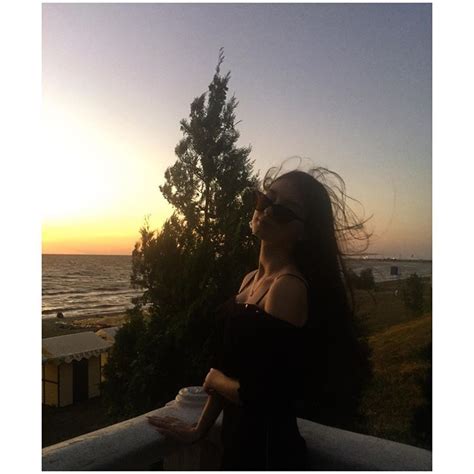 Фото Valeria🐰 в Instagram • 9 июль 2020 г. в 23:13 Celestial, Selfie ...