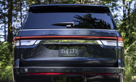 Lincoln Navigator Gets Improved Style And New Technology Slashgear