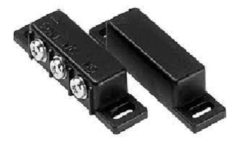 Magnetic Switch : Circuit, Working, Types and Its Applications