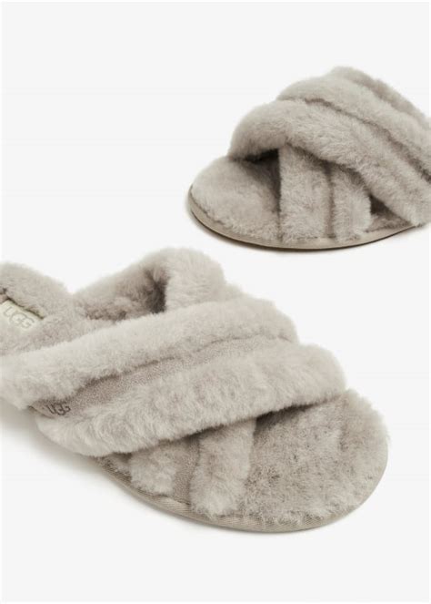 UGG Scuffita slippers for Women - Grey in UAE | Level Shoes