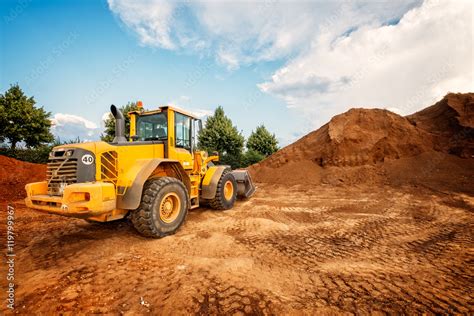 Radlader auf der Baustelle Stock Photo | Adobe Stock