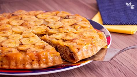 Torta De Banana Cremosa J Sai Do Forno Recheada Essa E A Sobremesa