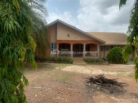 For Sale 4 Bedrooms Owhim Amanfrom Abrepo Road Kumasi Metropolitan