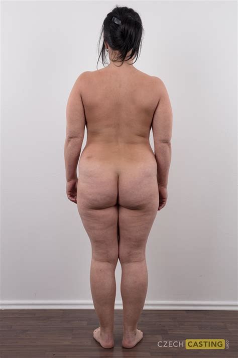 Overweight Lady With Big Boobs Mariemilan Gets Butt Naked On A Stool