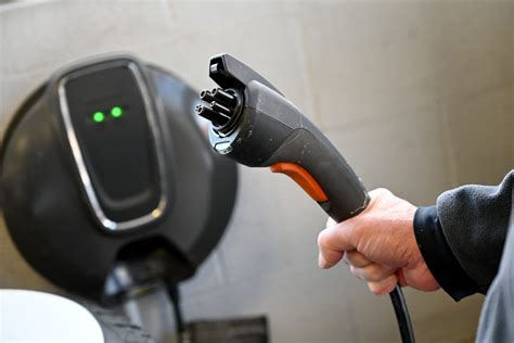 Pennsylvania to get more electric vehicle charging stations - The ...