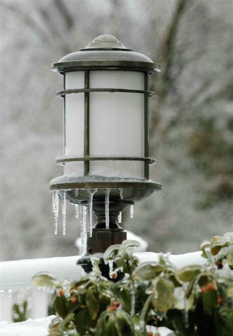 Massive Ice Storm Knocks Out Power Causes Havoc In Southwestern Conn