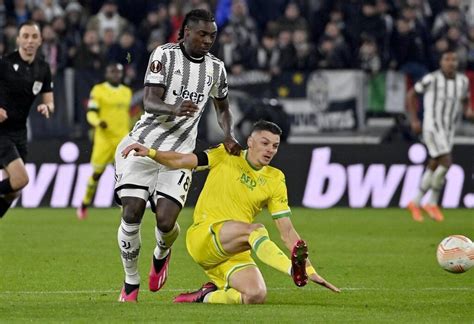 FC Nantes Juventus Turin Pallois Castelletto Et Girotto Bien