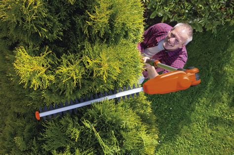 Flymo Sabrecut Xt 42cm Electric Hedge 240v Trimmer