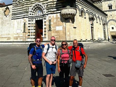 Ecco Il Cammino Di San Jacopo Quattro Turisti Di Cormons A Piedi In