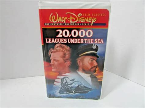 20 000 LEAGUES UNDER The Sea Walt Disney Vhs Movie Clamshell Case 1954