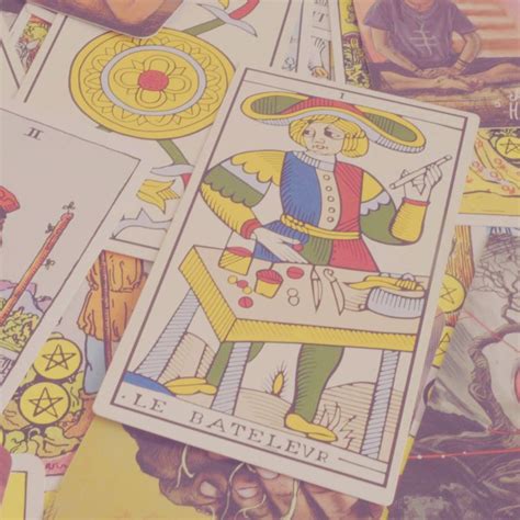 Le Guide Ultime Des Arcanes Majeurs D Cryptez Les Secrets Du Tarot