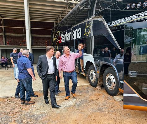 Presentan Buses Km Para Viajes De Larga Distancia Agencia Ip