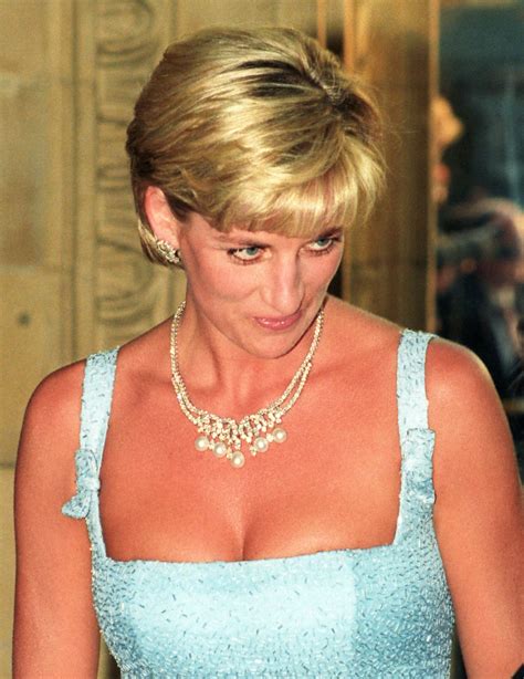 Prince William News Duke Shares Snap Of Princess Diana After Charity Visit