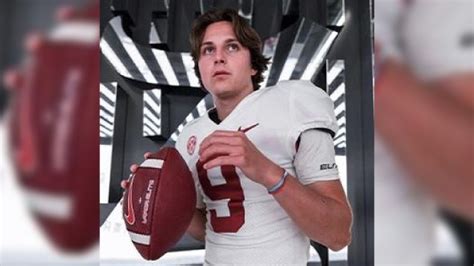 Former Alabama quarterback Julian Sayin transferring to Ohio State ...