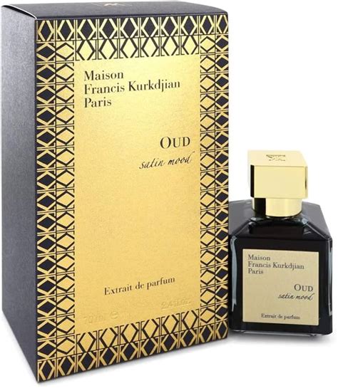 19 Best Oud Perfumes That Will Make Heads Turn Glamour Uk Atelier