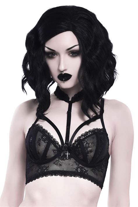 Soutien Gorge En Dentelle Noire Avec Sangles Et Croix Bloodbath