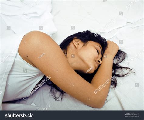 Pretty Brunette Woman In Bed Cant Sleep Stock Photo 192656411 Shutterstock