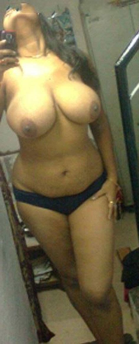 Big Boobs Desi Girl Nude Bathroom Pics Big Tits