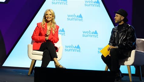 Cristina Ferreira J Subiu Ao Palco Do Web Summit A Tua