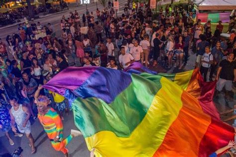 Câmara de João Pessoa aprova PL que proíbe crianças em parada gay