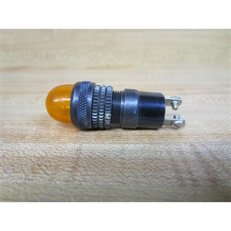 Dialco 75W 250V Indicator Light 75W250V Amber Pack Of 7 New No Box