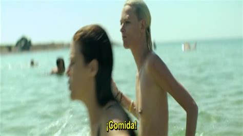 Naked Milou Van Groesen In Suntan