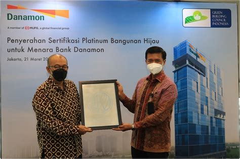 Bank Danamon Raih Sertifikat Platinum Greenship