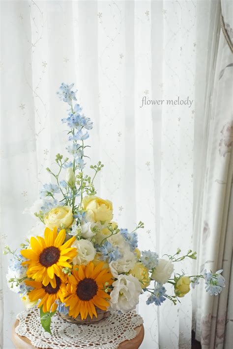 アレンジレッスン 『エル（l）シェイプ』・・・元気をもらえる明るいひまわりで ＊＊＊flower Melody＊＊＊ フラワー