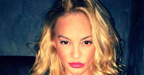 María Eugenia Ritó reapareció con una infartante foto hot Infobae