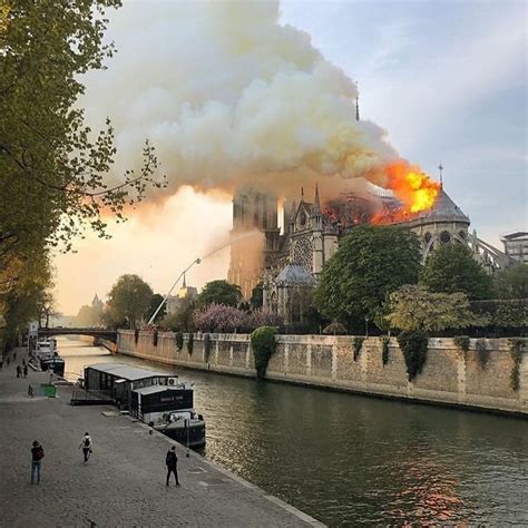 La Cathédrale Notre Dame de Paris touchée par un important incendie