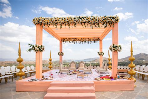 MANDAP | INDIAN WEDDING CEREMONY - Ptaufiq Photography