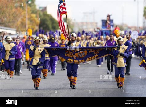 New Orleans Louisiana Usa November 30 2019 Bayou Classic Parade Members Of The St