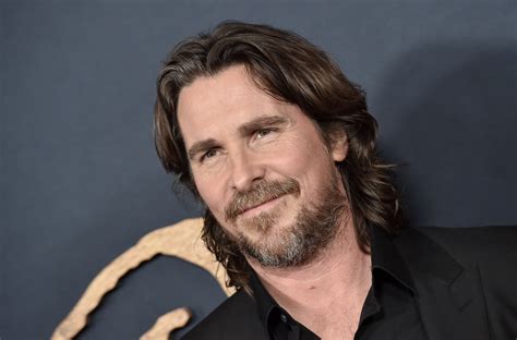 Primer Vistazo Christian Bale Se Revela Como El Monstruo De