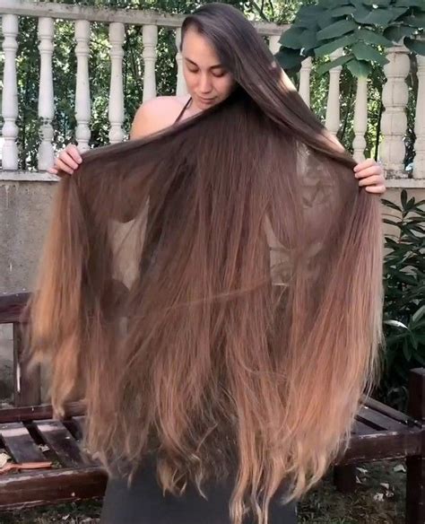 Video Begums Bench Extremely Long Hair Long Hair Styles Ombre