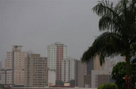 Leve O Guarda Chuva Dia Amanhece Chuvoso Na Capital E Fim De Semana