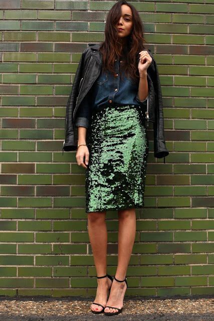 FASHION HOW TO WEAR A SEQUIN SKIRT Skirt Fashion Green Sequin Skirt