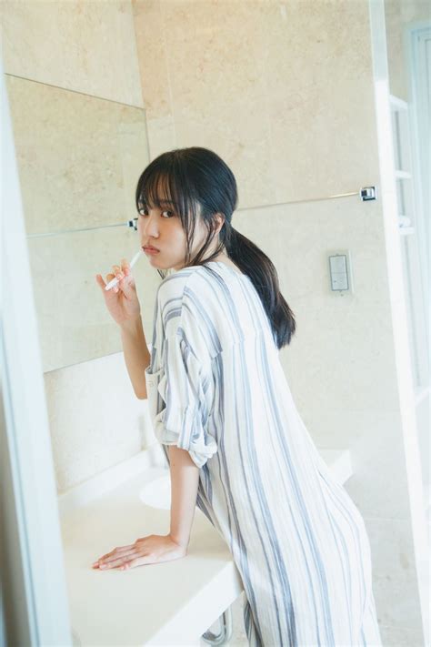 乃木坂46賀喜遥香1st写真集、年間女性写真集1位に 坂道g・出版社の史上最多記録も マイナビニュース