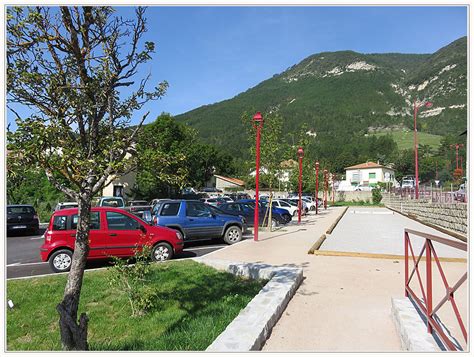 Saint André les Alpes Un nouveau boulodrome au centre village