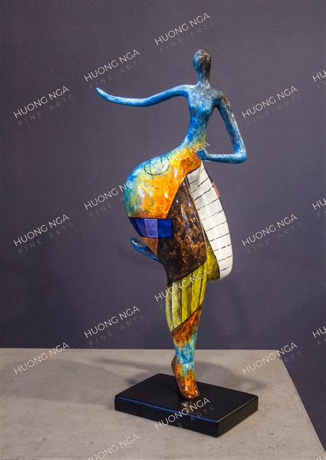 Dancing Lady