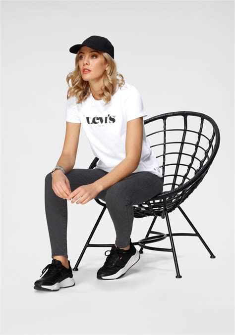 Levi S The Perfect Graphic Tee 17369 1249 A 13 00 Oggi Migliori