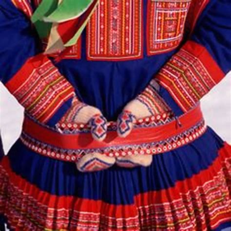 Pin By Candyb Johnson On Finnwear Sami Handicraft Sami World Cultures