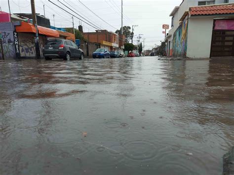 Lluvias Provocan Encharcamientos Y Colapso De Drenaje En La Capital